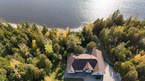 810 Ch De La Pointe-Au-Vin, Duhamel Ouest, QC, J9V1H2 | Card Image