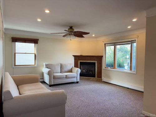 1010 Brent Dr, Wantagh, NY, 11793-1014 | Card Image