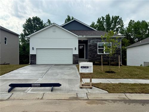 705 Solstice Circle, Belton, MO, 64012 | Card Image