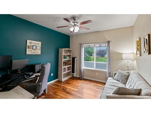 633 Shoshone Ct, Windsor, CO, 80550-4301 | Card Image