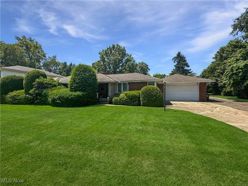 5790 Turney Rd, Garfield Heights, OH, 44125-4067 | Card Image