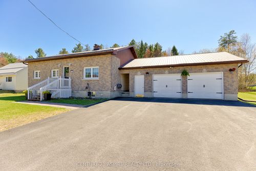 66 Church St, Chalk River, ON, K0J1J0 | Card Image