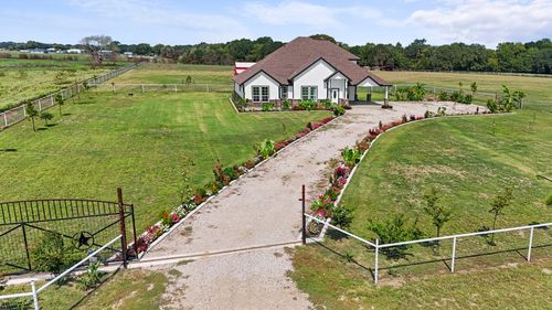 7786-233 Private Rd, Wills Point, TX, 75169 | Card Image