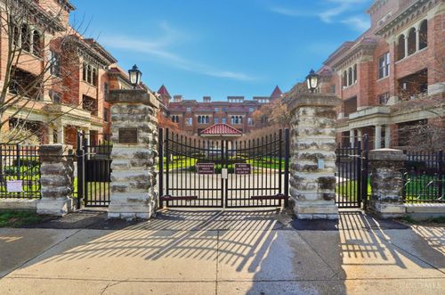 2356 Park Ave, Cincinnati, OH, 45206-2764 | Card Image