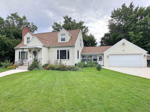 22 N Pine Street, Janesville, WI, 53548 | Card Image