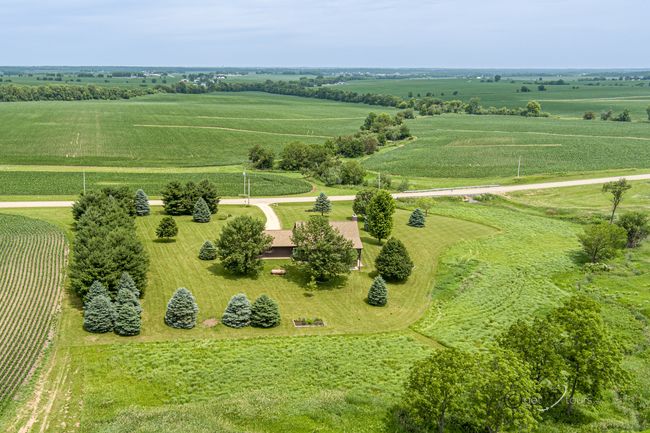 2361 W Florence Rd, House other with 3 bedrooms, 2 bathrooms and 4 parking in BAILEYVILLE IL | Image 34