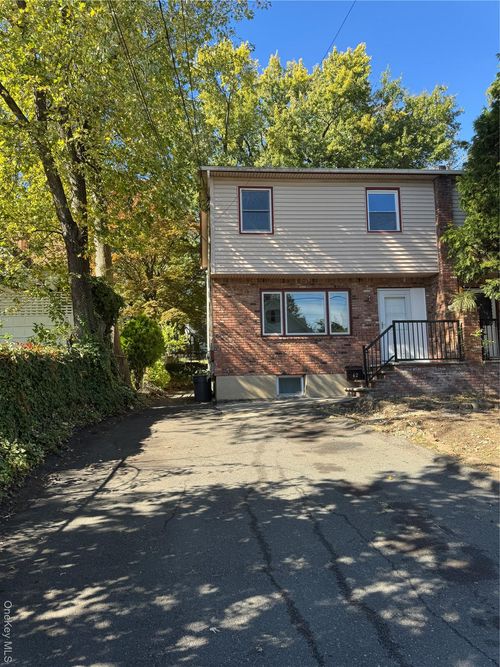 62 Washington St, Nyack, NY, 10960-3730 | Card Image