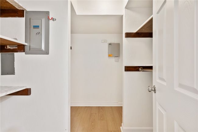 APT-2 - 404 Lexington Ave, Condo with 2 bedrooms, 2 bathrooms and 1 parking in Aspinwall PA | Image 20