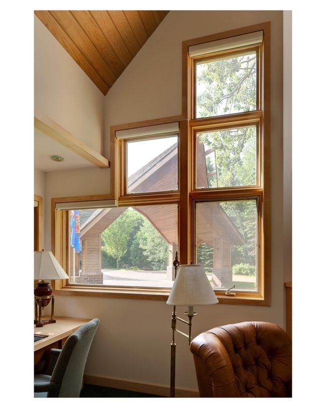 The office right off the primary bedroom at the Mary Hill Lodge | Image 59