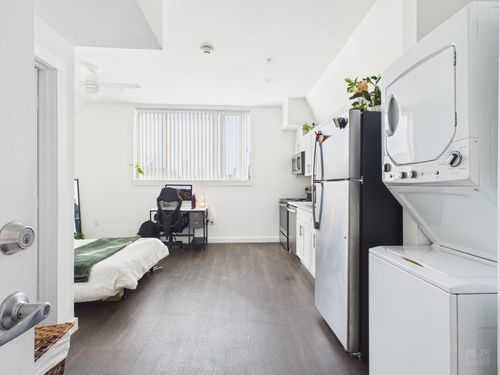 unit-506-1010 W 26th St, Austin, TX, 78705-4584 | Card Image