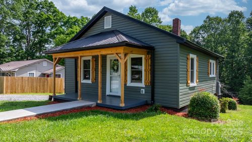 116 Hill St, Morganton, NC, 28655-6895 | Card Image