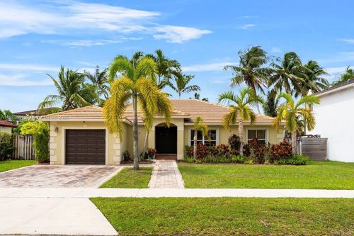 15218 Sw 181st Ter, Miami, FL, 33187-7755 | Card Image