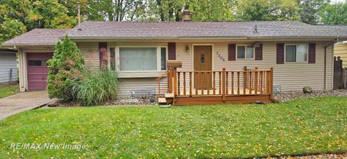 1908 Oxford St, Saginaw, MI, 48602-3953 | Card Image