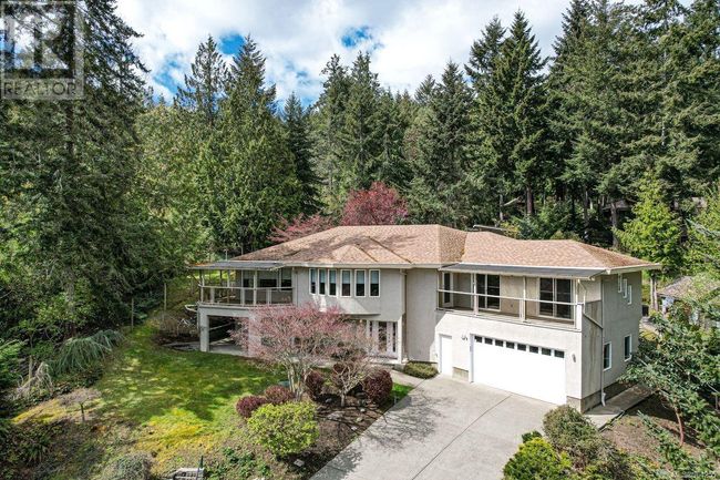 6318 Genoa Bay Rd, House other with 4 bedrooms, 5 bathrooms and 8 parking in Duncan BC | Image 1
