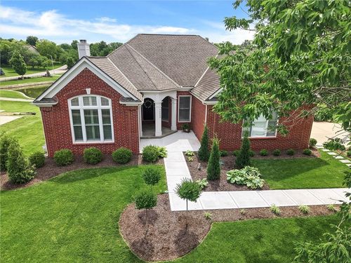 14509 Howe Dr, Leawood, KS, 66224-3671 | Card Image