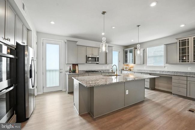 18286 Summit Pointe Dr, Townhouse with 3 bedrooms, 4 bathrooms and null parking in TRIANGLE VA | Image 11