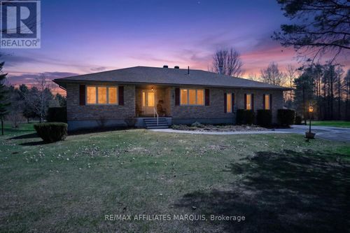 375 Ferguson Tetlock Rd, Smiths Falls, ON, K7A4S4 | Card Image