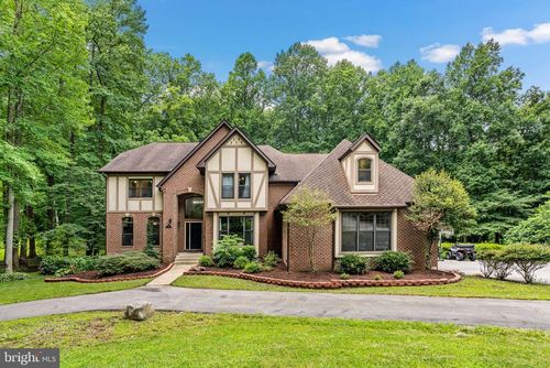 5722 Courtney Dr, Lothian, MD, 20711-9300 | Card Image