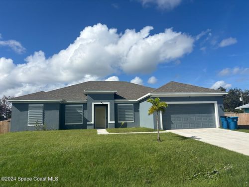 647 Airoso Rd Se, PALM BAY, FL, 32909-4816 | Card Image