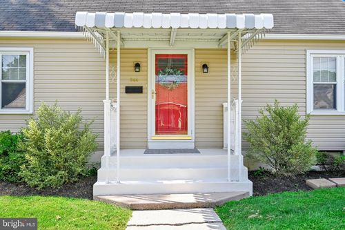 544 W Chestnut St, CLEONA, PA, 17042-3105 | Card Image