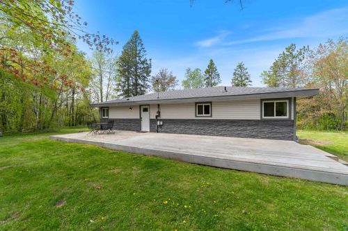 185 Wagon Rd, Esko, MN, 55733-9622 | Card Image