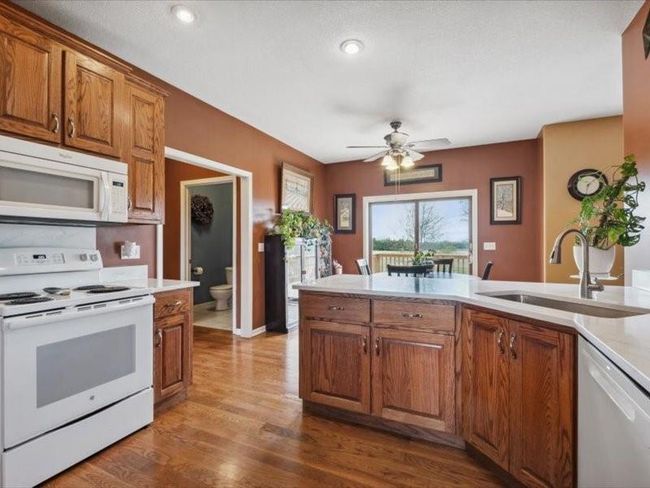 23338 Kissinger Rd, House other with 3 bedrooms, 4 bathrooms and null parking in Leavenworth KS | Image 11
