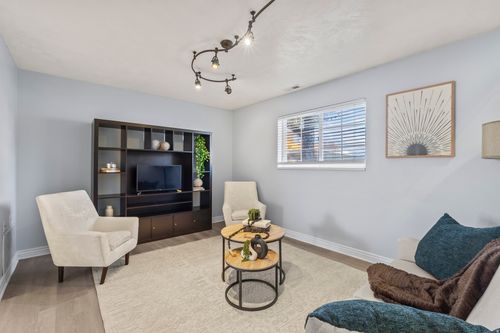 334 1000, Spanish Fork, UT, 84660-1246 | Card Image