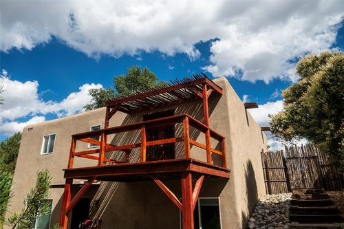 2070 Calle Contento, Santa Fe, NM, 87505-5406 | Card Image