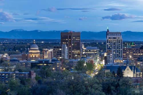 340 N Panorama Pl, Boise, ID, 83702-2913 | Card Image