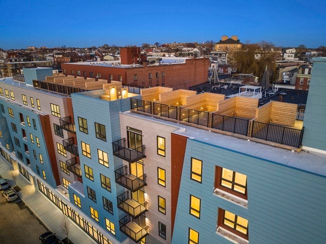 APT-509 - 301 Border St, Condo with 2 bedrooms, 2 bathrooms and 1 parking in Boston MA | Image 31