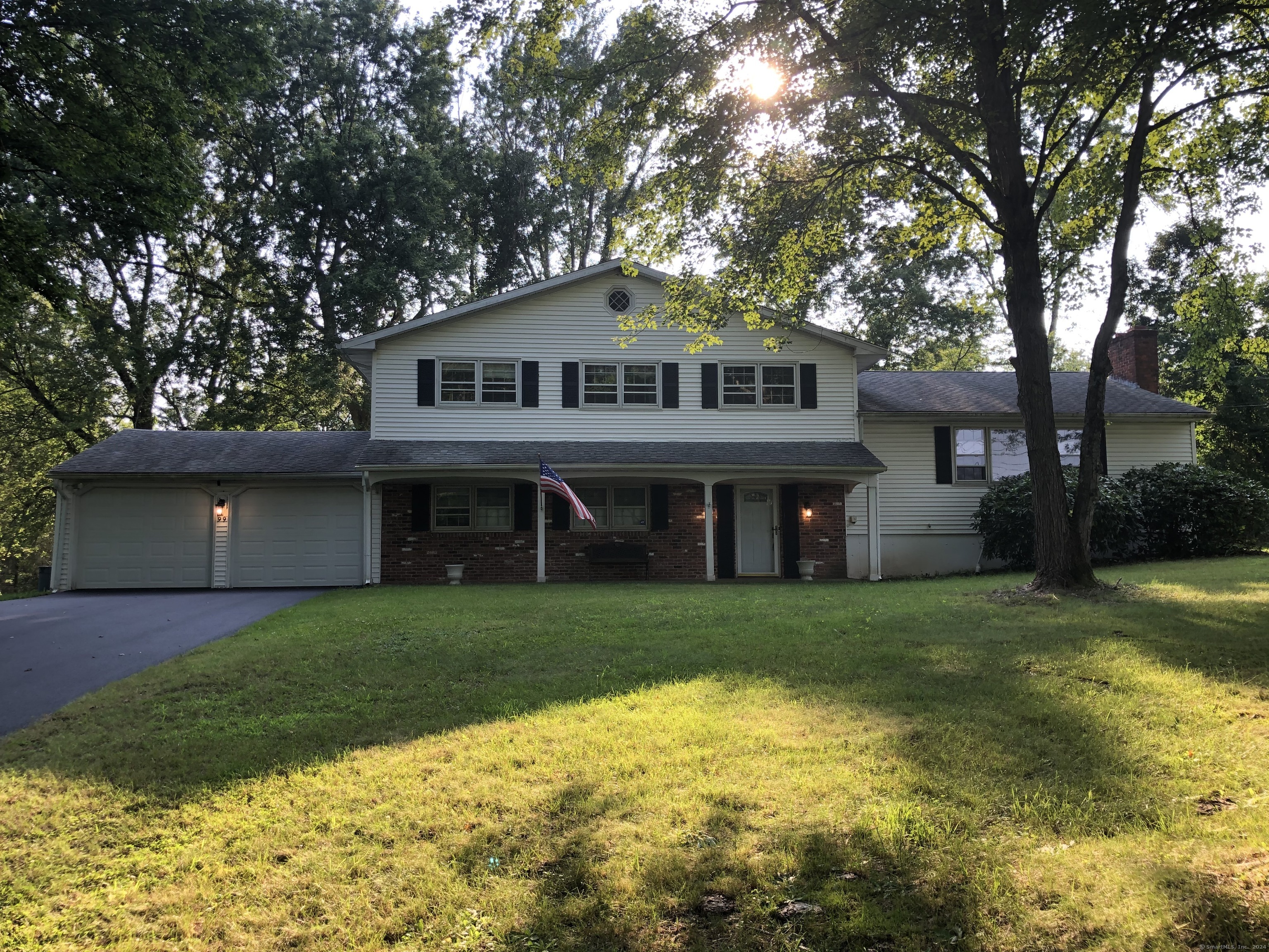 Carriage Dr, Cheshire, CT 06410
