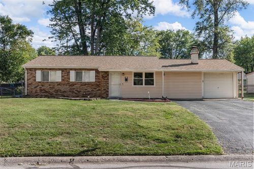 502 Allen Dr, O Fallon, MO, 63366-1731 | Card Image