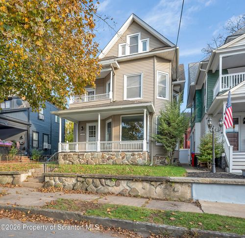18 Washington St, Carbondale, PA, 18407-2019 | Card Image
