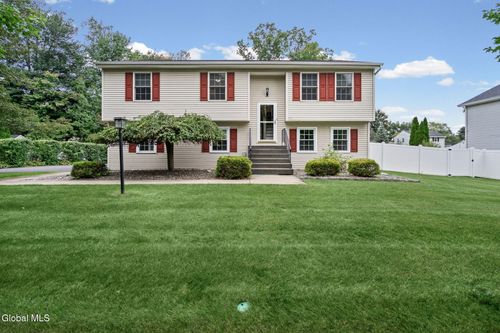 408 New Karner Rd, Colonie, NY, 12205-3843 | Card Image