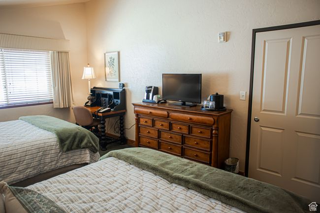 View of bedroom | Image 23