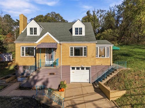 3201 Provost Rd, Pittsburgh, PA, 15227-1162 | Card Image