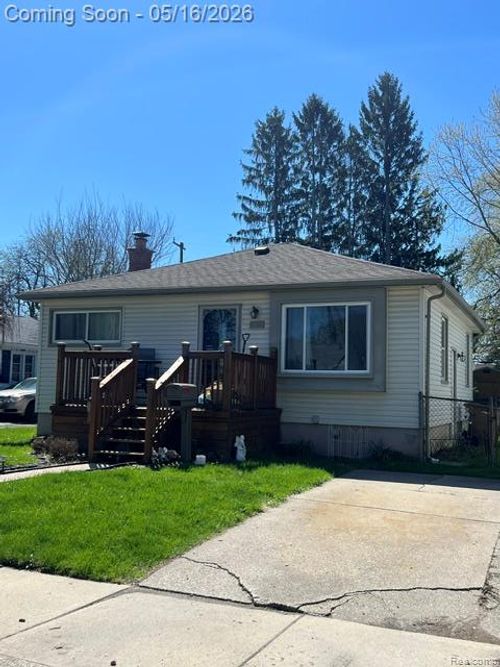 30 E Fairmount Ave, Pontiac, MI, 48340-2726 | Card Image