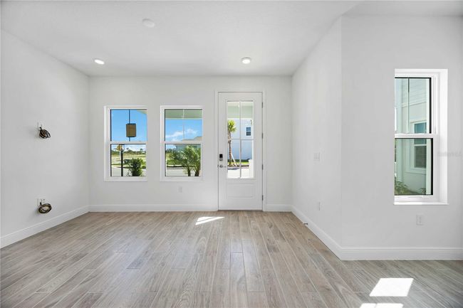 172 Eagleston Ln, House other with 3 bedrooms, 3 bathrooms and null parking in LAKEWOOD RCH FL | Image 6