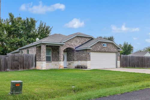 1108 Jennifer St, Madisonville, TX, 77864-2419 | Card Image