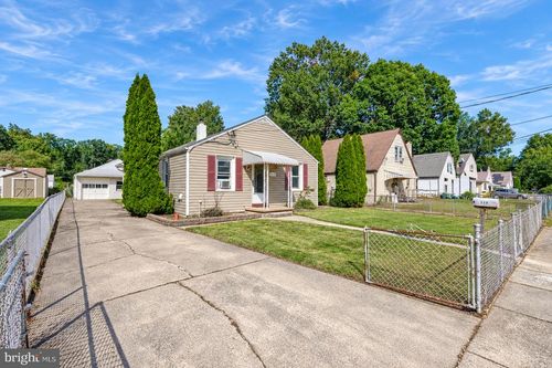 936 Barron Ave, ESSEX, MD, 21221-5201 | Card Image