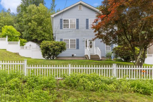 86 Downes St, Waterbury, CT, 06704-1001 | Card Image