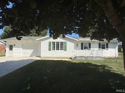 519 Holly St, Monon, IN, 47959-8265 | Card Image