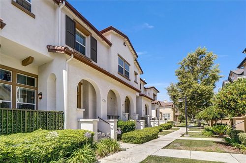 2019 Arnold Way, Fullerton, CA, 92833 | Card Image
