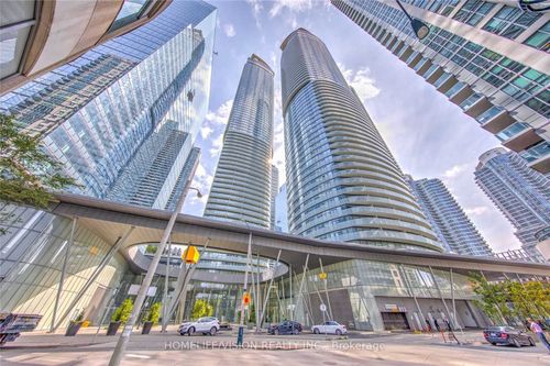 3001-12 York St, Toronto, ON, M5J0A9 | Card Image