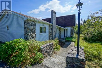 312 River Rd, House other with 3 bedrooms, 2 bathrooms and null parking in Blaketown NL | Image 3