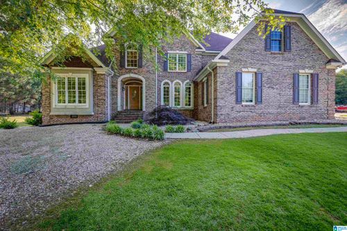 975 Avalon Ln, ANNISTON, AL, 36207-8077 | Card Image