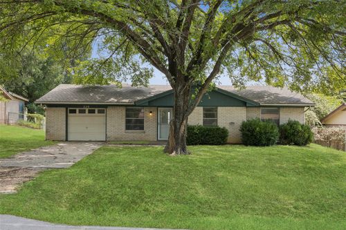 229 Mountain View Dr, Azle, TX, 76020-4405 | Card Image