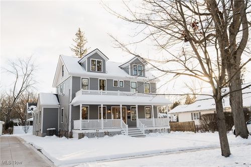 81 Hall St, Chagrin Falls, OH, 44022-3108 | Card Image