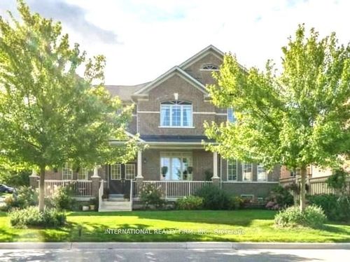 39 Lewis Honey Dr, Aurora, ON, L4G0J4 | Card Image