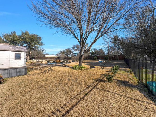 South side of yard | Image 47